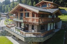 Chalet in Hinterglemm - Mountain Lodge Saalbach Hinterglemm