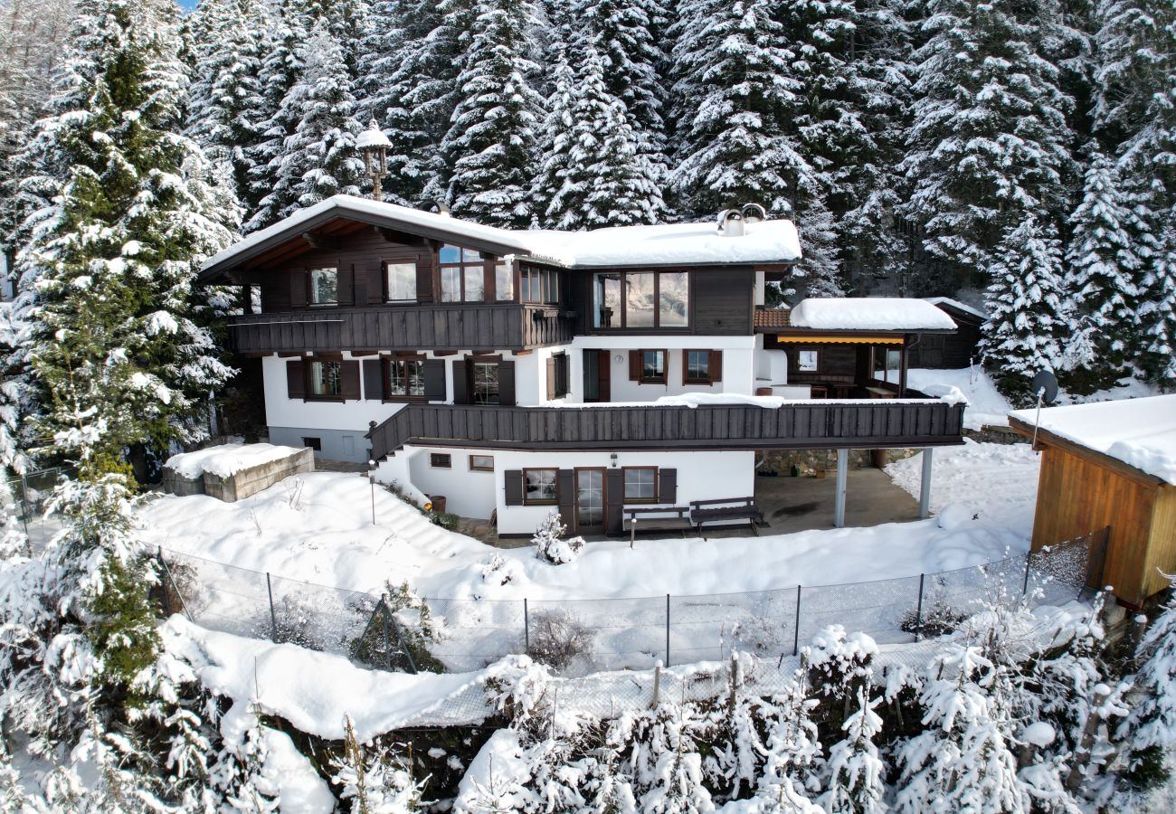 House in Volders - Landhaus Waldhof on the Großvolderberg