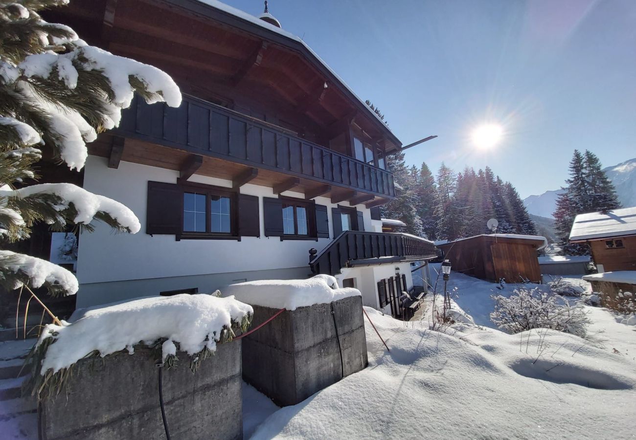 House in Volders - Landhaus Waldhof on the Großvolderberg