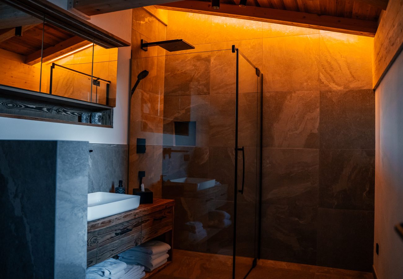 Apartment in Ried im Zillertal - Chalet WildRuh - Hirschen Suite