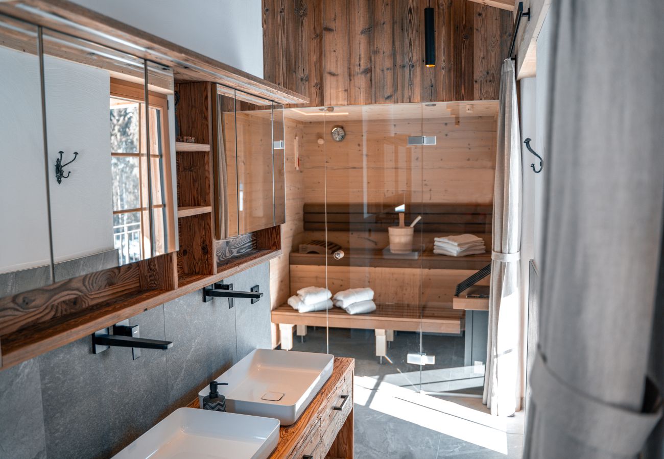 Apartment in Ried im Zillertal - Chalet WildRuh - Hirschen Suite