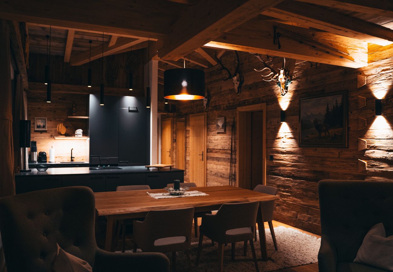 Apartment in Ried im Zillertal - Chalet WildRuh - Hirschen Suite