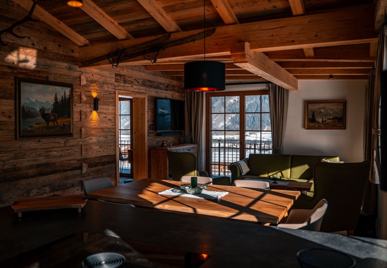 Apartment in Ried im Zillertal - Chalet WildRuh - Hirschen Suite