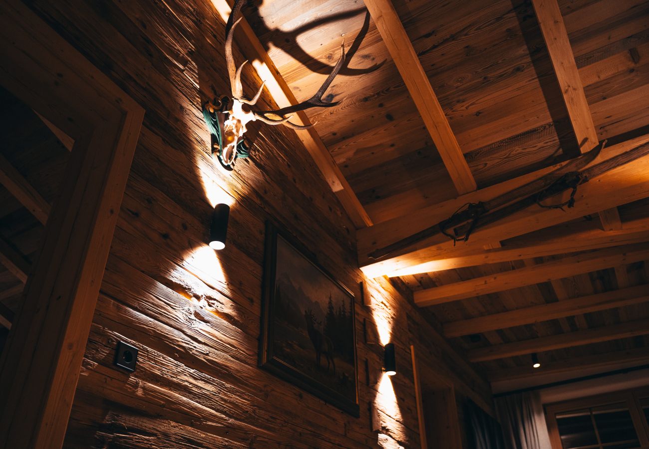 Apartment in Ried im Zillertal - Chalet WildRuh - Hirschen Suite