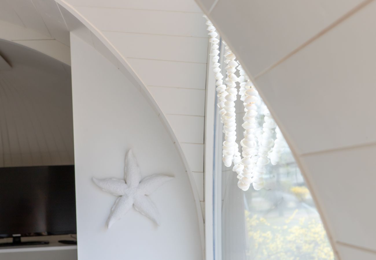 Mobile home in Niedere Börde - Igloos for 4 people - Jersleber See Camping & Adventure Resort