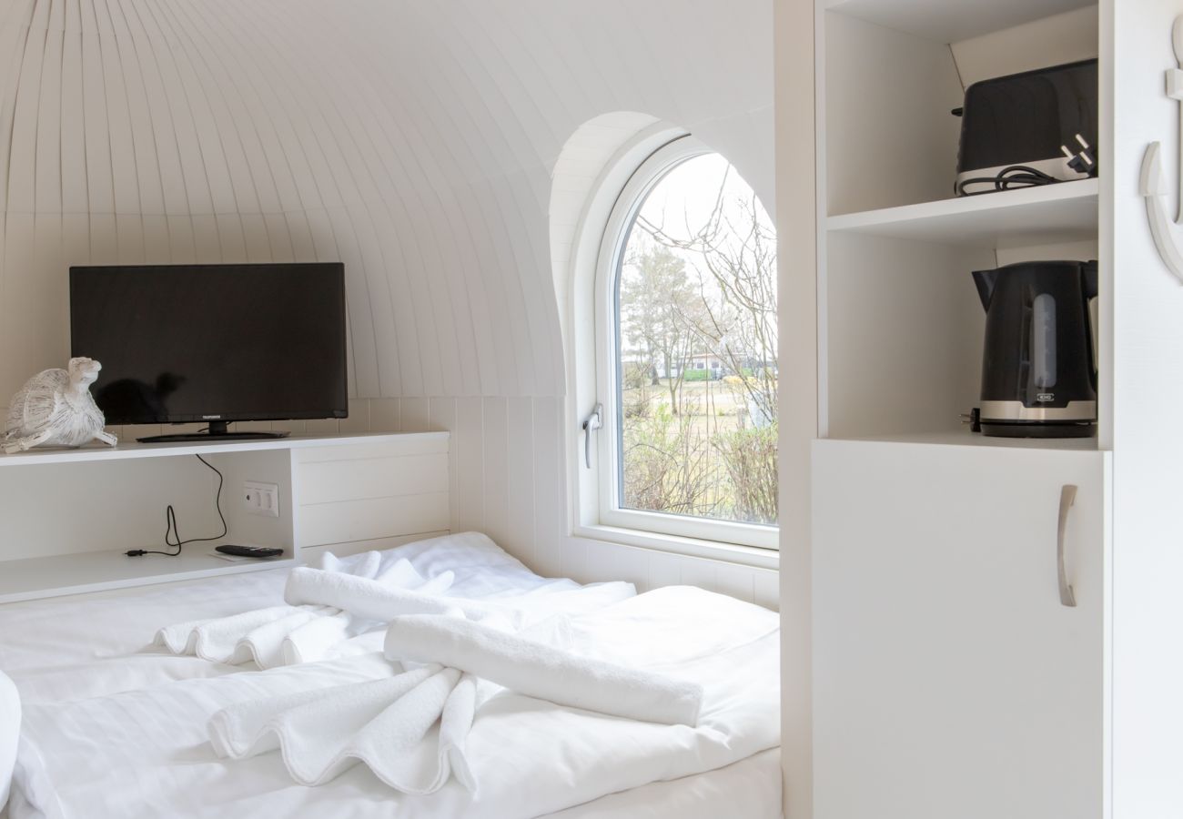 Mobile home in Niedere Börde - Igloos for 4 people - Jersleber See Camping & Adventure Resort
