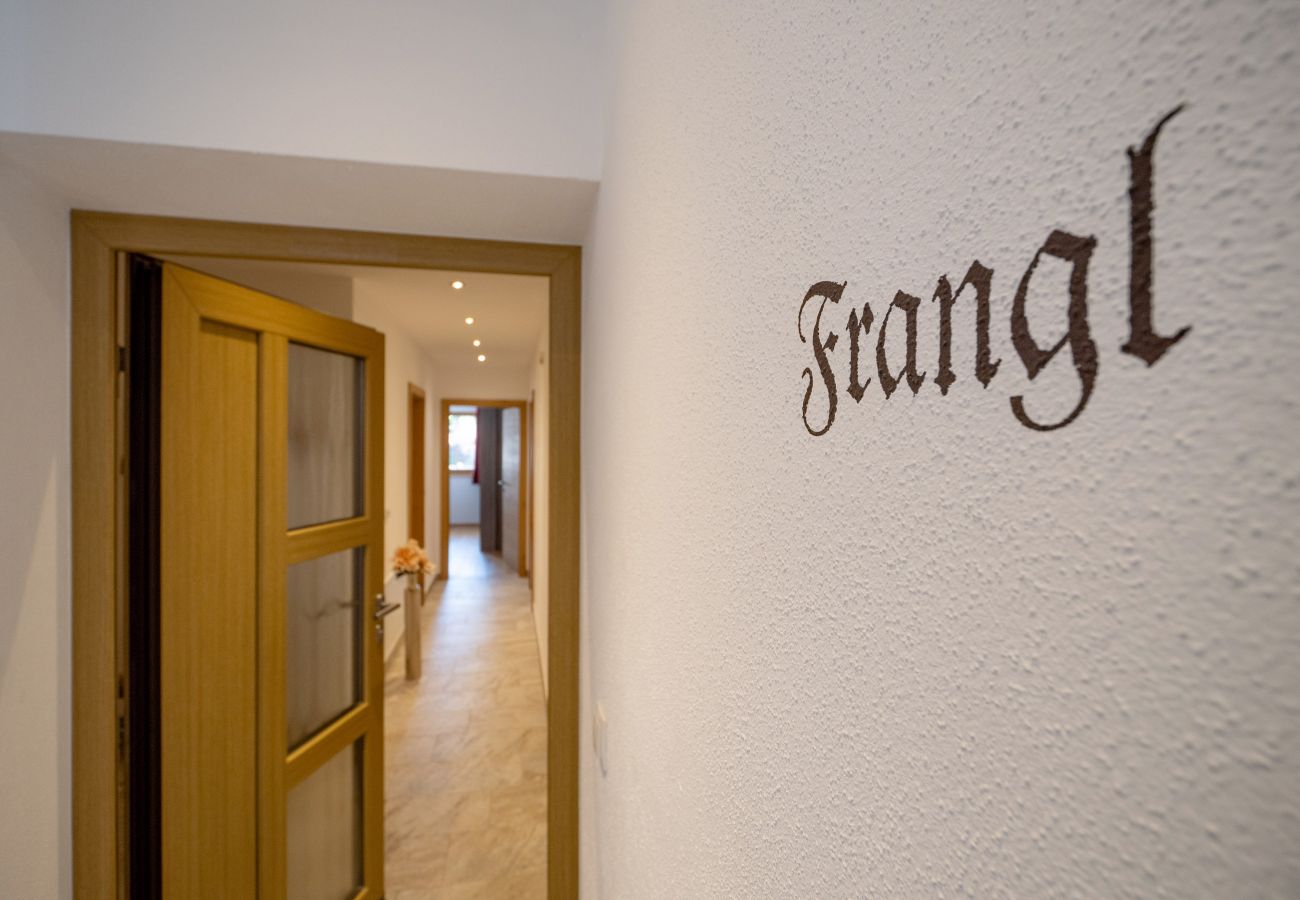 Ferienwohnung in Kirchberg in Tirol - Frangl moderne Appartement mit 2 Schlafzimmer