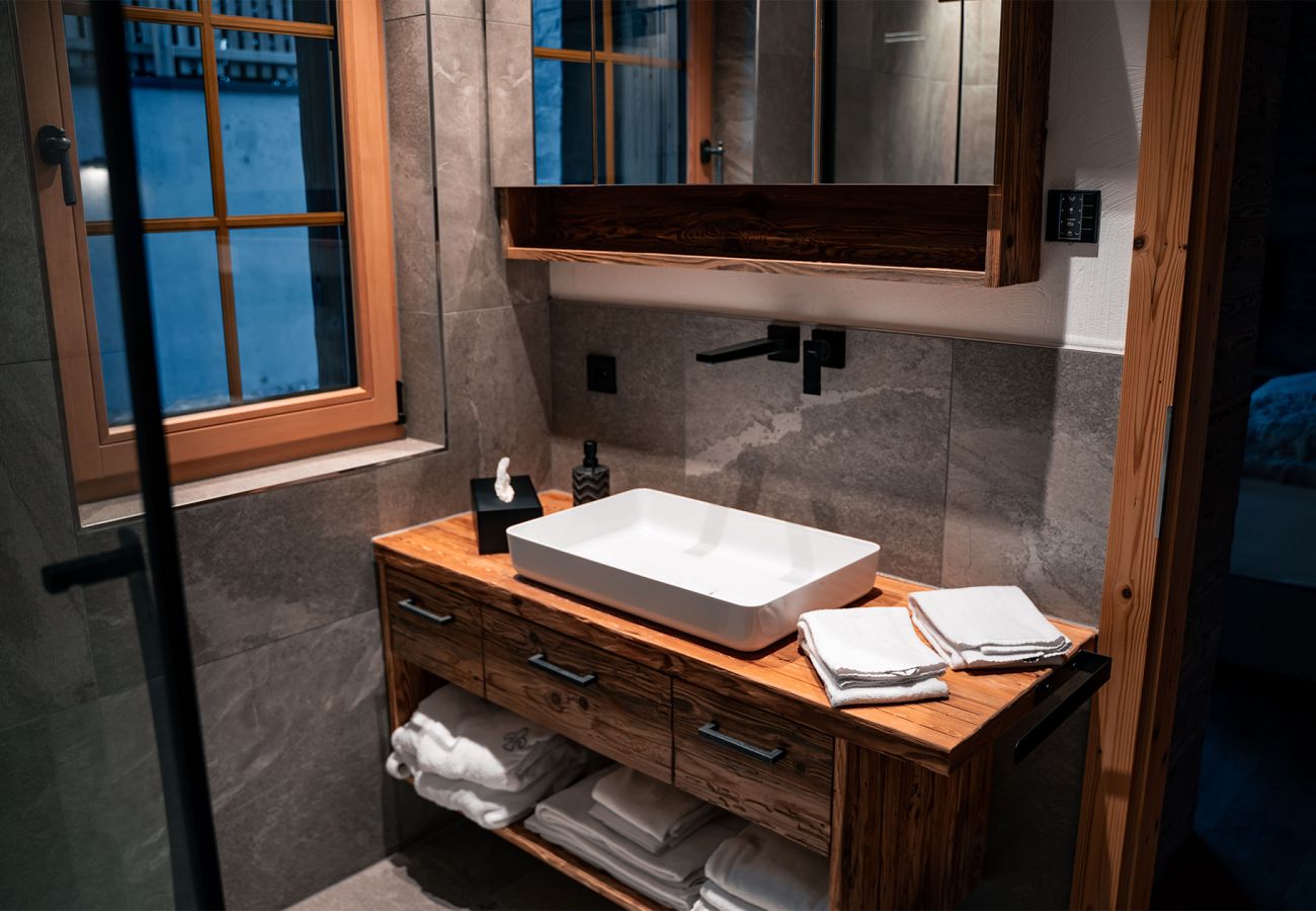 Ferienwohnung in Ried im Zillertal - Chalet WildRuh - Gams Suite