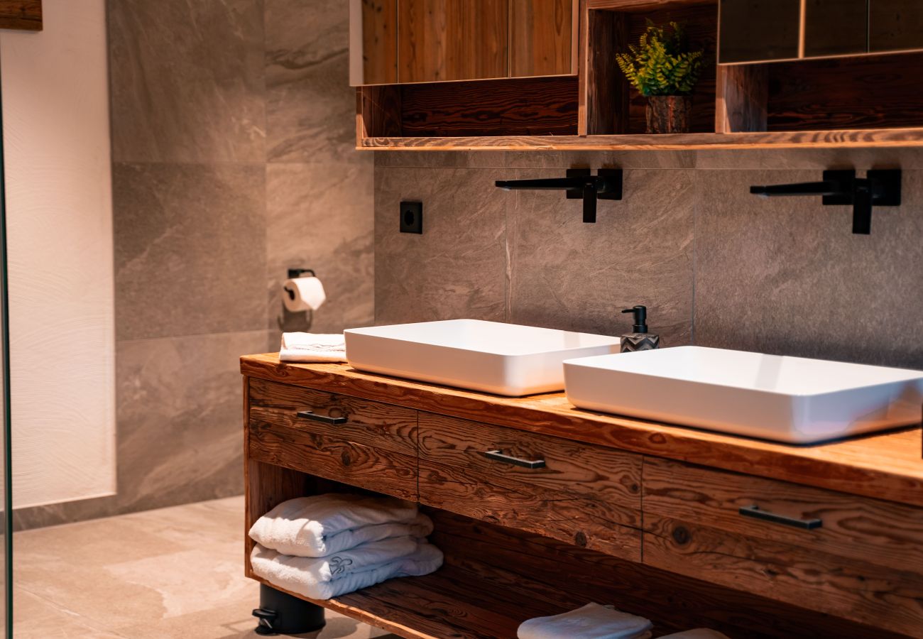 Ferienwohnung in Ried im Zillertal - Chalet WildRuh - Gams Suite