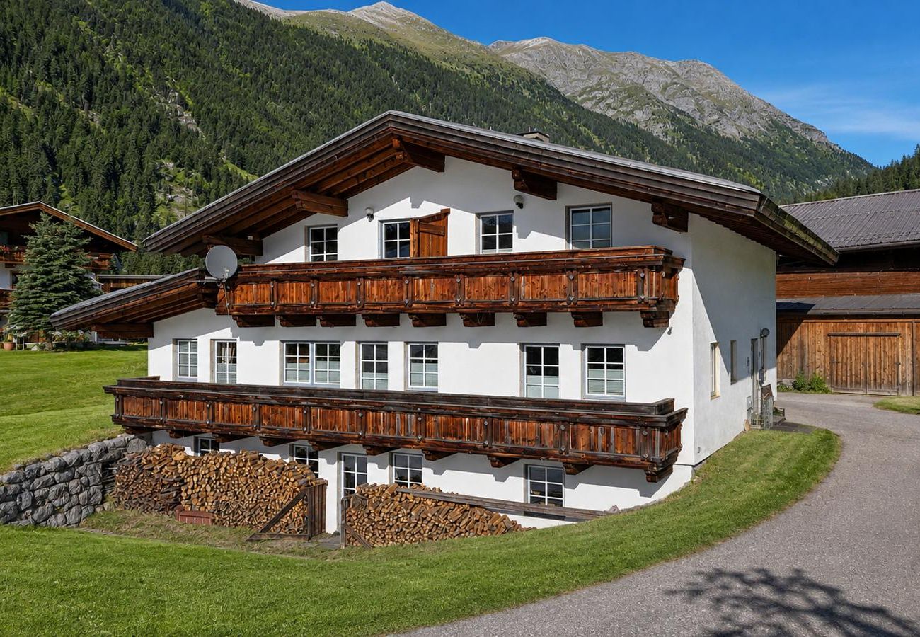 Ferienwohnung in Umhausen - Apartmenthaus Niederthai - Gipfelglück